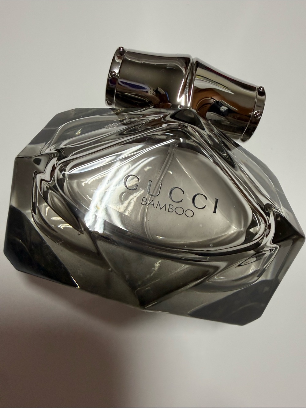 Gucci Bamboo Eau de Parfum - Smoky Silver-Gray Bottle - Picture 4 of 7